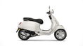 Laad de afbeelding in de galerijweergave, Vespa Primavera 50 Bianco Innocente
